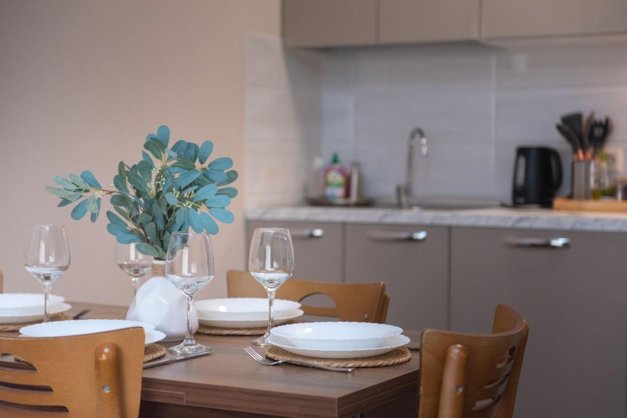 Gg Home - Cozy 1 Bedroom Apartment On Kazbegi Avenue 15 Тбилиси Екстериор снимка